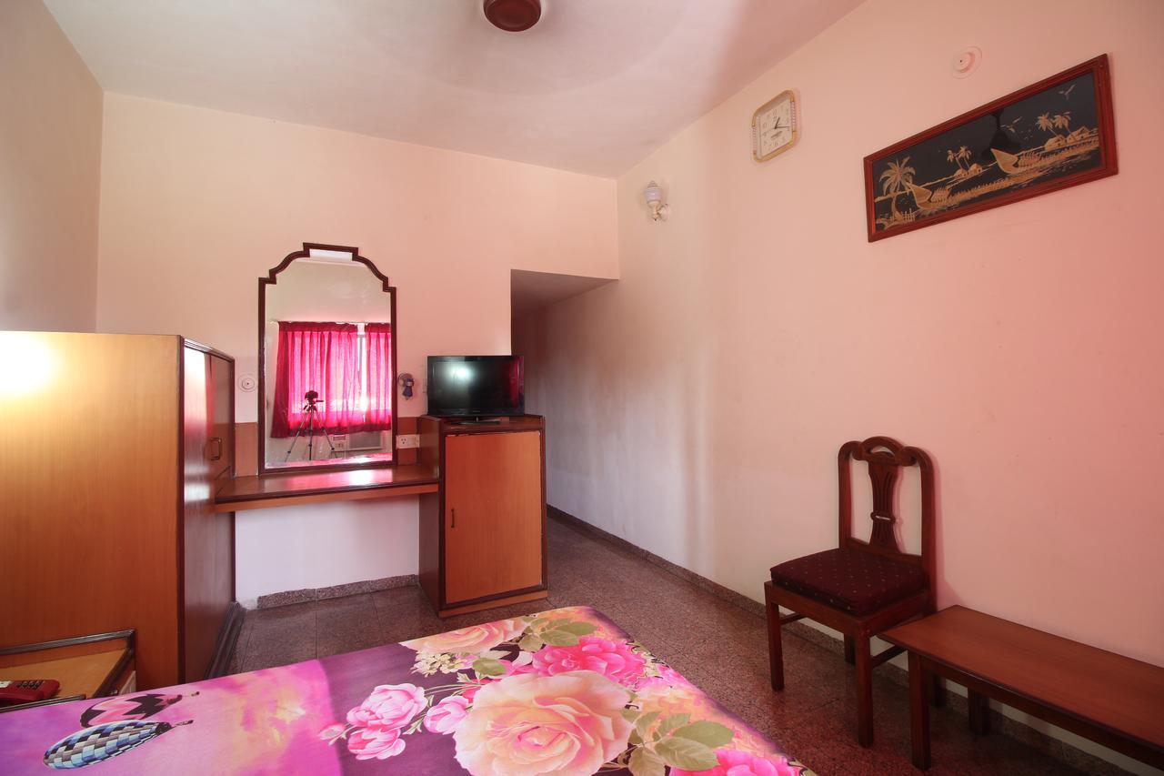 Soubhagya Inn Силвасса Экстерьер фото