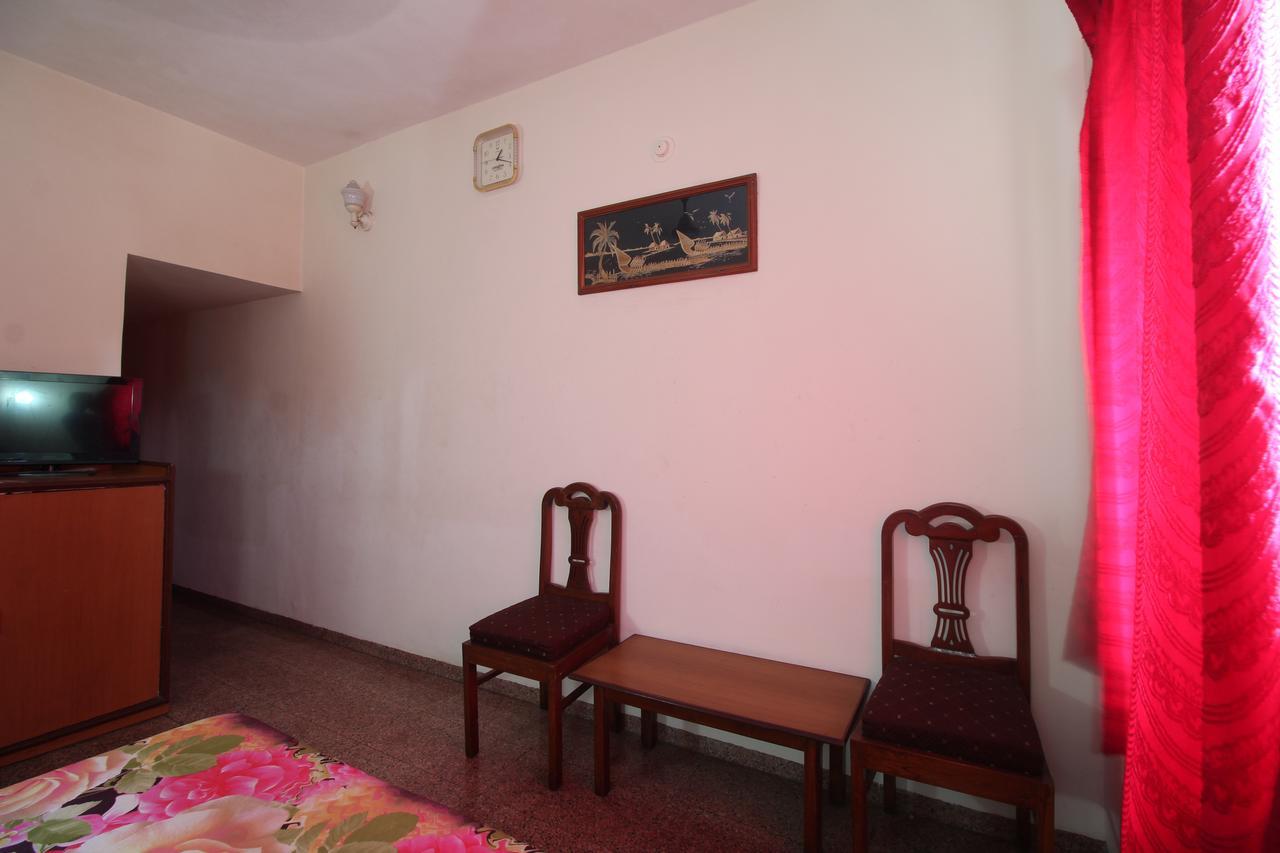 Soubhagya Inn Силвасса Экстерьер фото