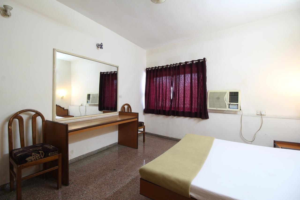 Soubhagya Inn Силвасса Экстерьер фото