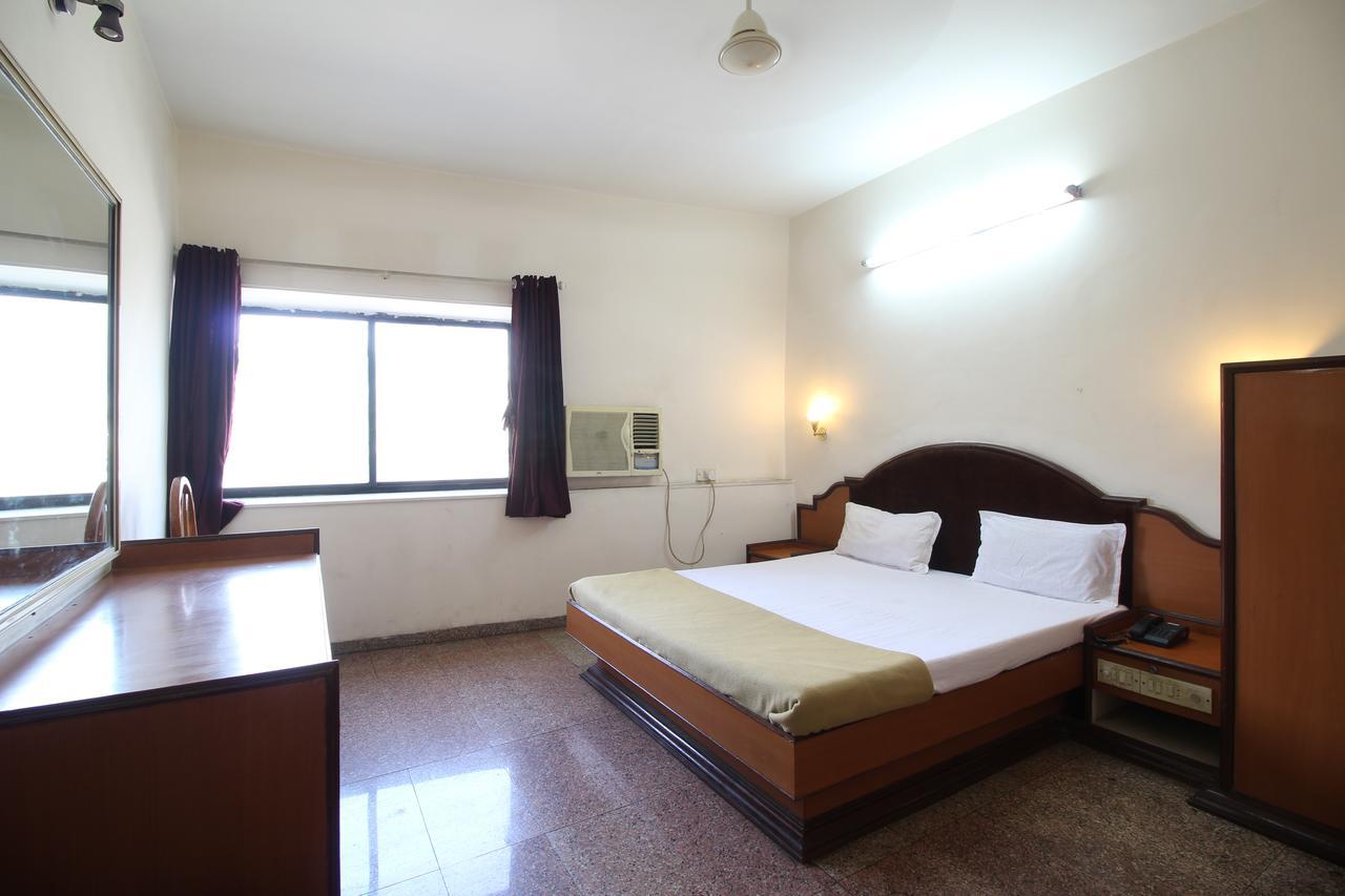 Soubhagya Inn Силвасса Экстерьер фото